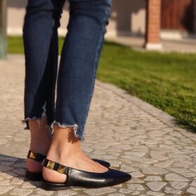 Slingback borchie nero