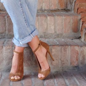 Open toe cuoio