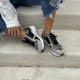 Sneaker zebra