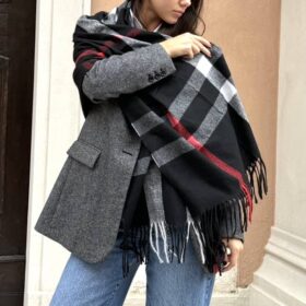 Sciarpa scozzese grigio