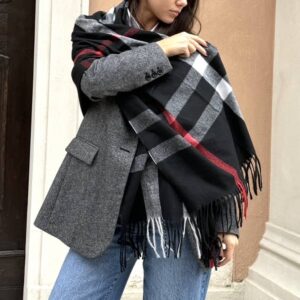 Sciarpa scozzese grigio