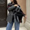 Sciarpa scozzese grigio