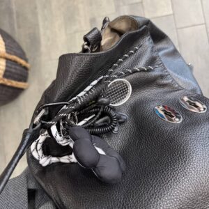 Alternative view of Charms black flower