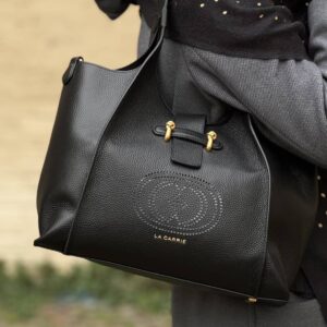 Alternative view of Drilled Logo Shoulder bag La Carrie (vari colori)