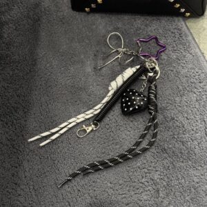 Alternative view of Charms cuore pois