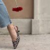 Slingback raso leo