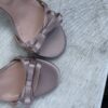 Sandalo fiocchetto raso taupe