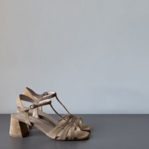 Sandalo Anisa suede cammello