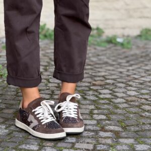 Alternative view of Sneaker glitter cioccolato