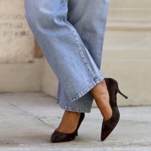Alternative view of Decolletè suede cioccolato