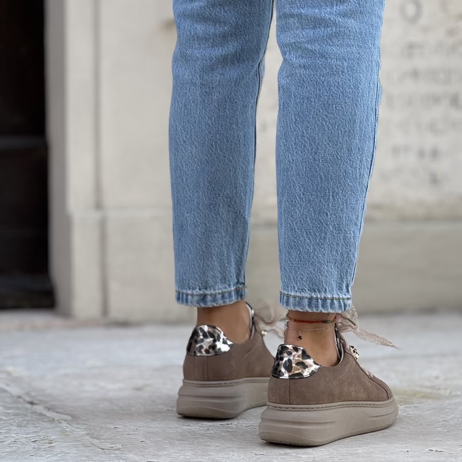 Sneaker platform taupe gioiello Sneaker platform taupe gioiello - immagine 4