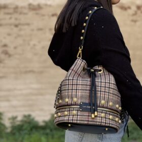 Scottish bucket beige La Carrie
