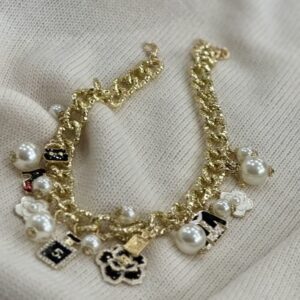 Girocollo charms