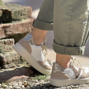 Alternative view of Sneaker Victoria Madrid platino