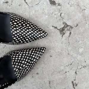 Alternative view of Slingback mini pois