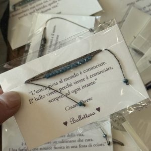 Alternative view of Bracciali filo cristallini (colori a sorpresa)